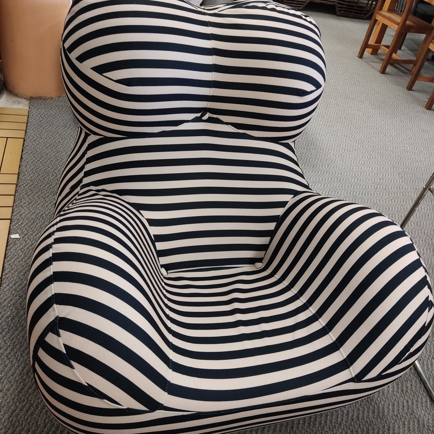 *MG* MaMa Italian style armchair, Specaila price available now