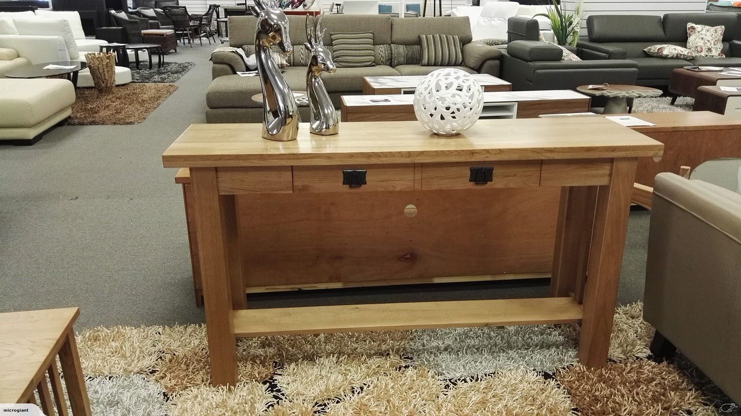 High Quality Solid Oak Hall table *Available*