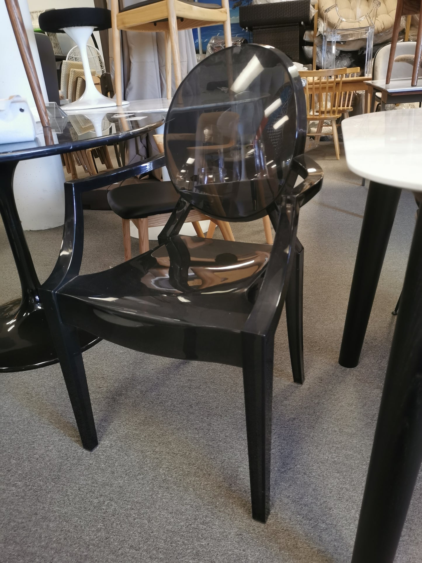 Replica Louis Ghost Chair 2 color available - CLEARANCE SALE