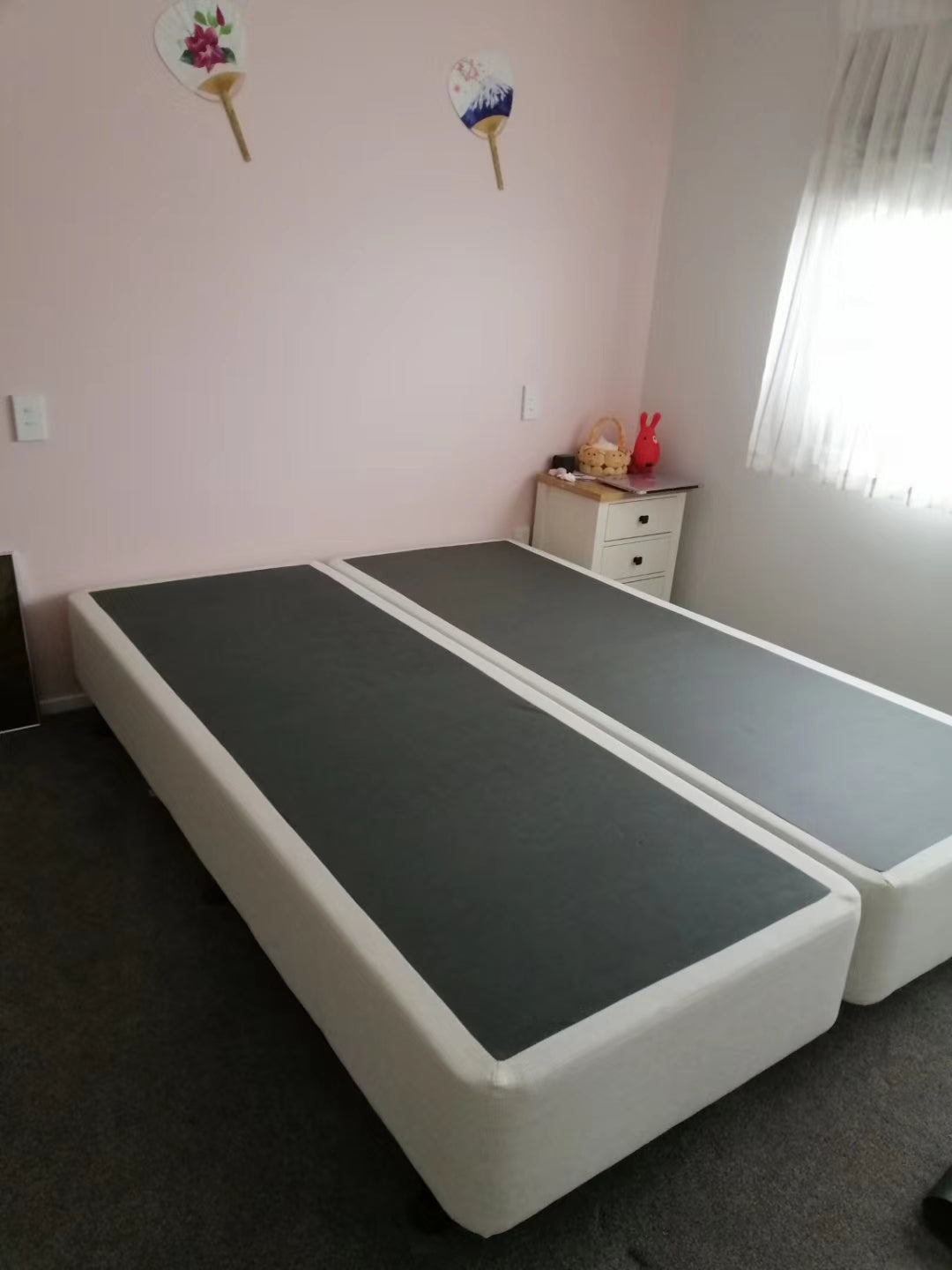 NZ-made Spilit bed base, 5 sizes 6 colors