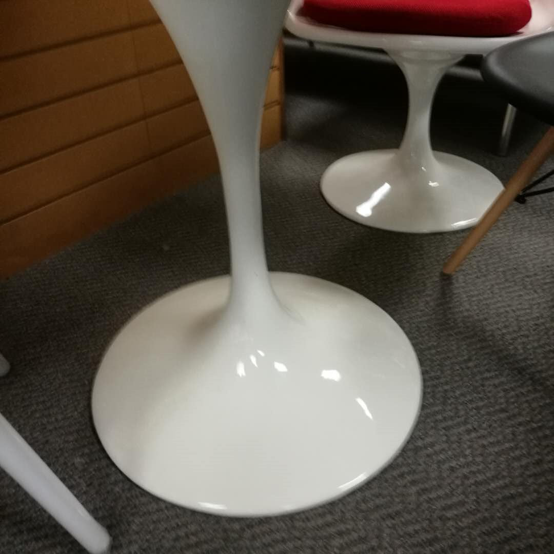 Fibreglass Round Tulip Dining Table - White - 120cm Diameter