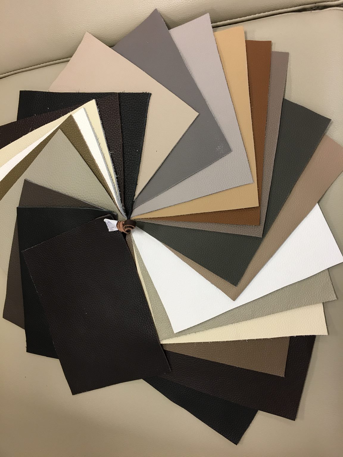 Full Genuine Leather Lounge Suite #762, *Special* 2  colour available.