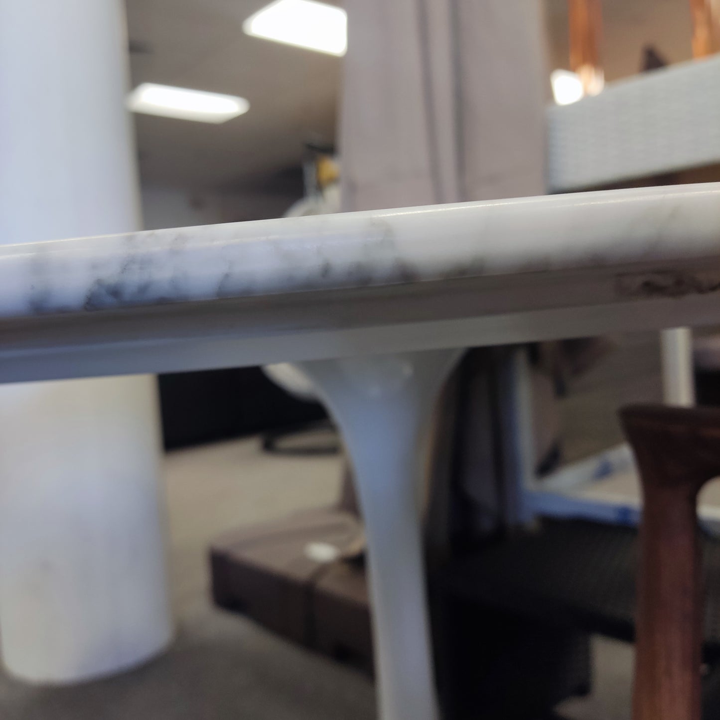 Replica Marble top Tulip dining table Dia135cm