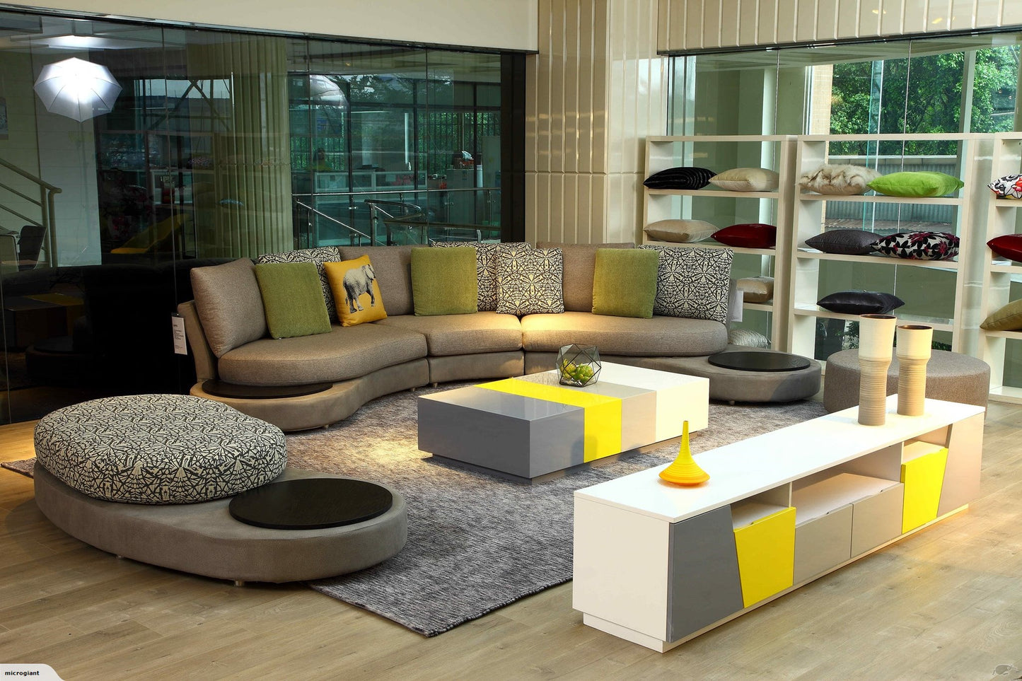 5 pcs Great Design Fabric sofa F956, BY ORDER